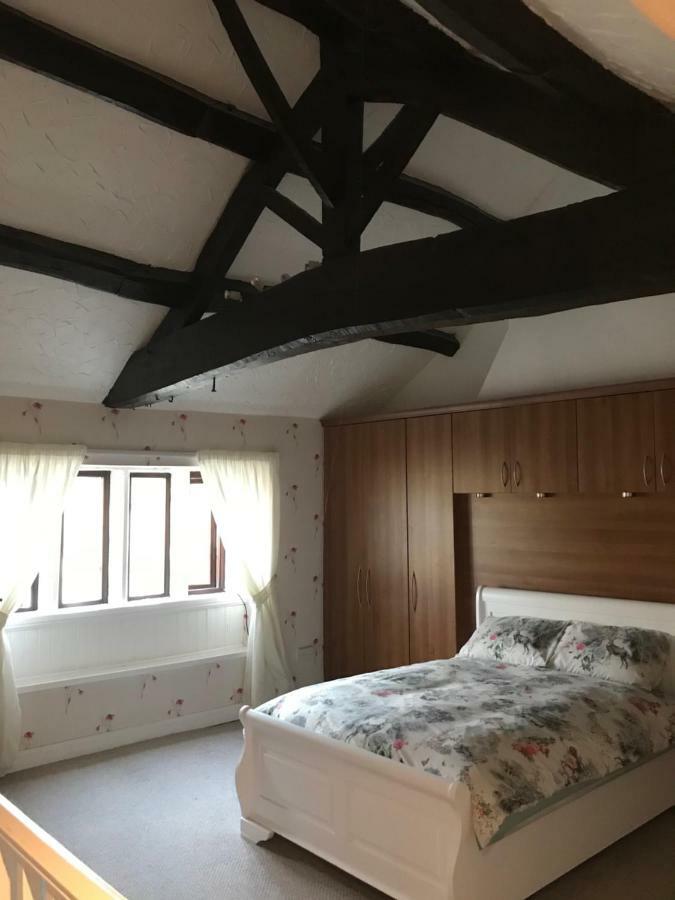 The Cottage, Cosy 2 Bedroom Pet Friendly Perfect For Contractors Free Secure Parking,Cctv Лідс Екстер'єр фото